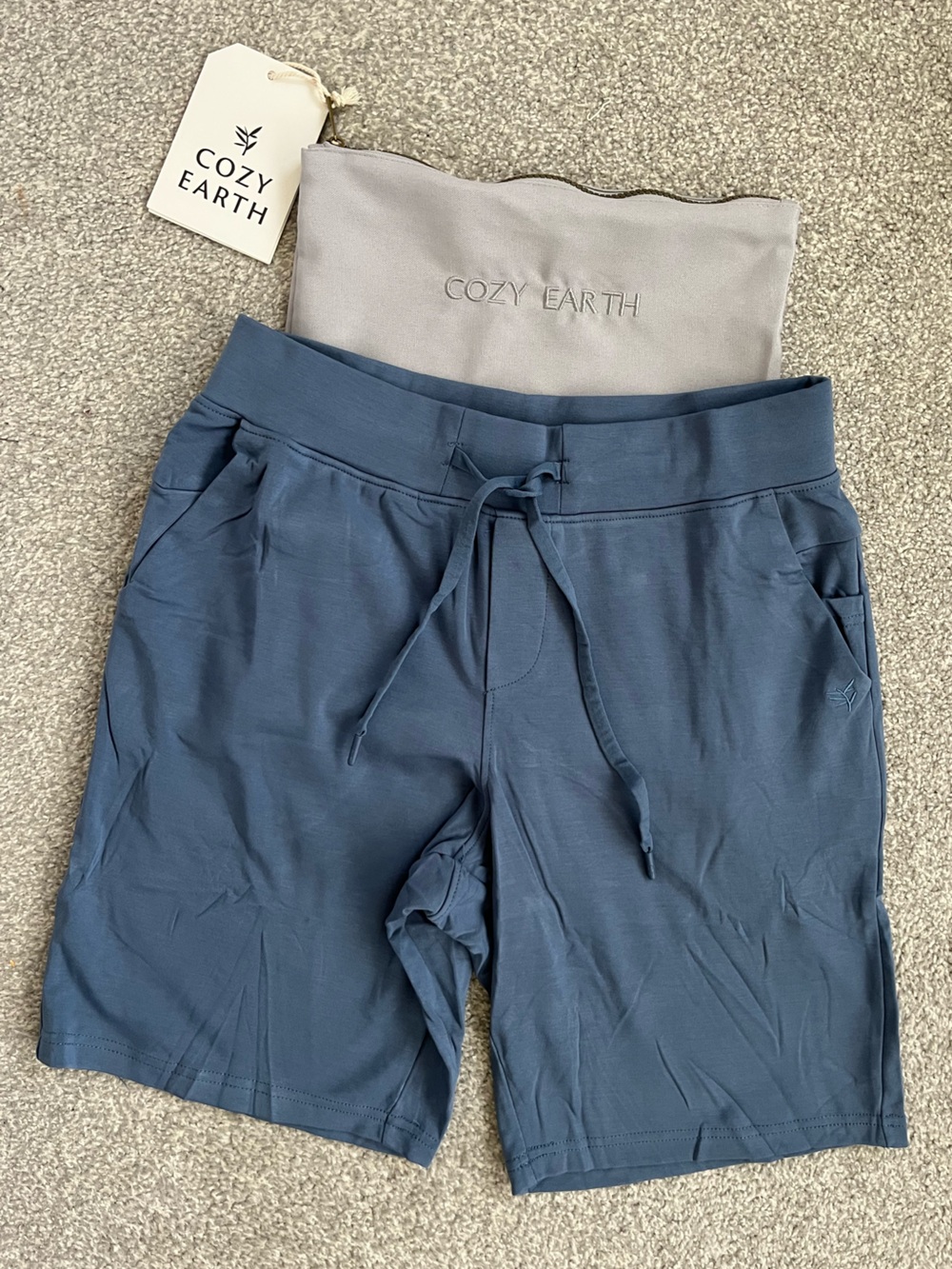 NWT Cozy Earth Men’s Slate Blue Jogger Shorts Size Small